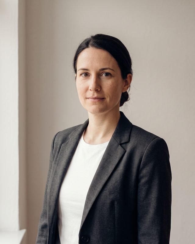 Lena Harms, Sanierung und Restrukturierung